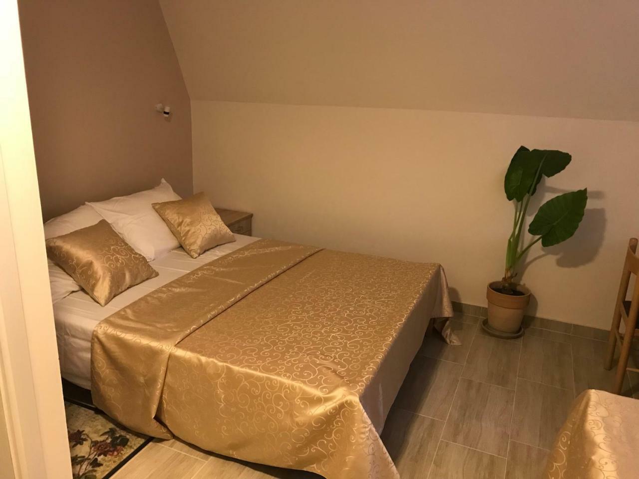 Fruskogorska Terasa Apartment Novi Sad Luaran gambar