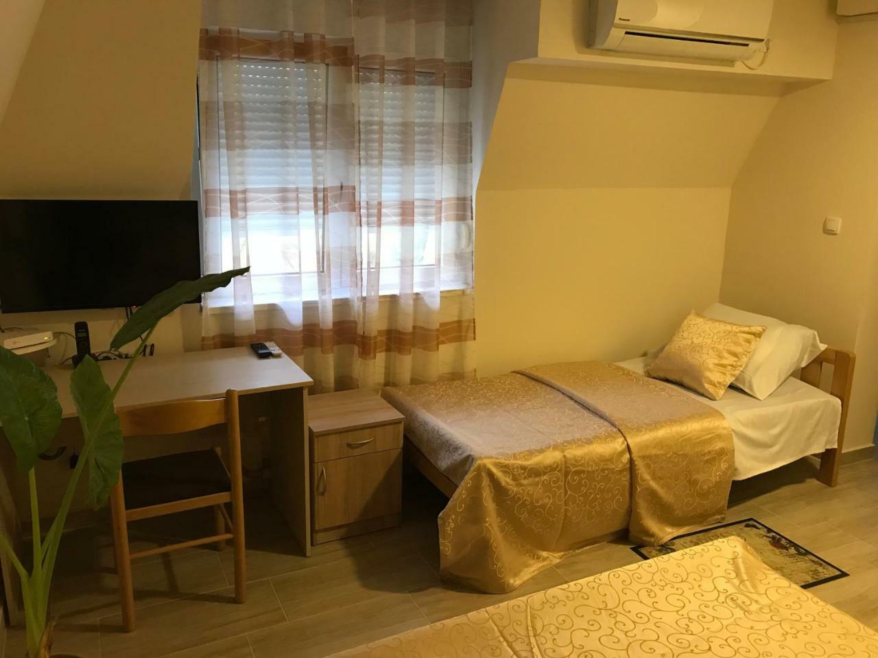 Fruskogorska Terasa Apartment Novi Sad Luaran gambar